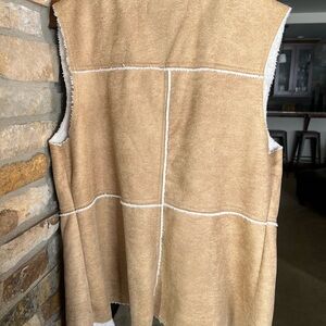 Faux suede & shearling Vest